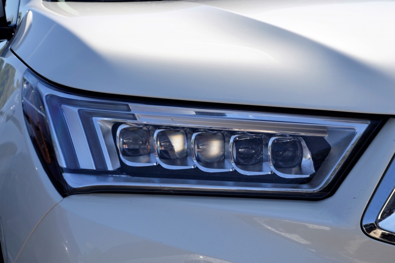 concession-auto-BELGENTIER-min_acura-headlamp-2834131